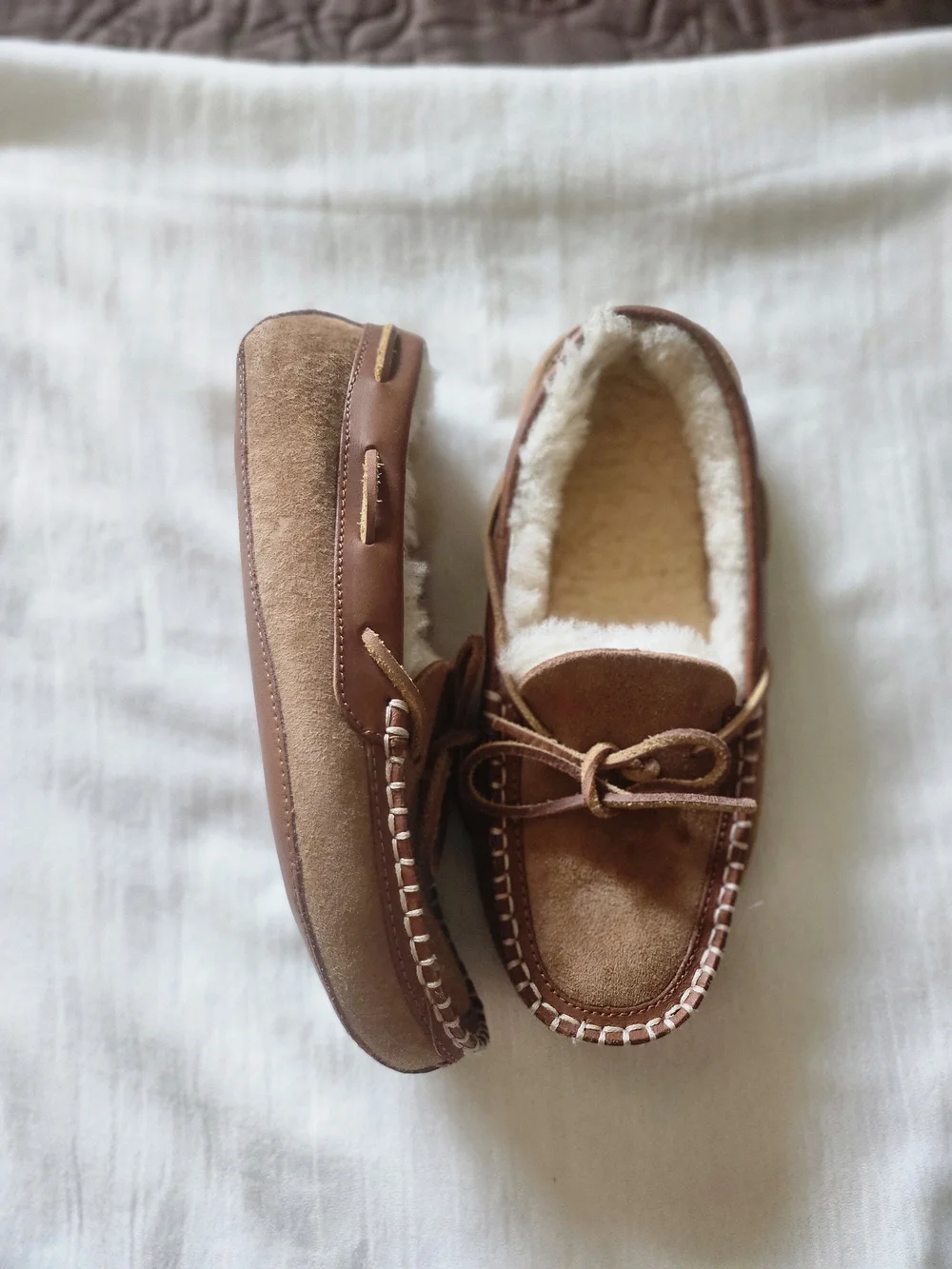 LANDS' END  Moccasin Slippers with Shearling Lining